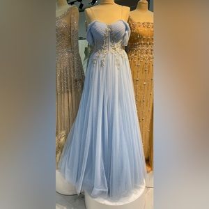 Stunning blue gown, worn once, size S